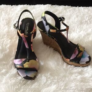 Charles David Libra Floral Wedges new in box